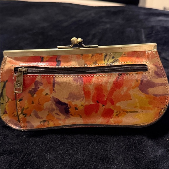 Patricia Nash Floral Clutch Wallet Purse with Gold Accents - Picture 1 of 9